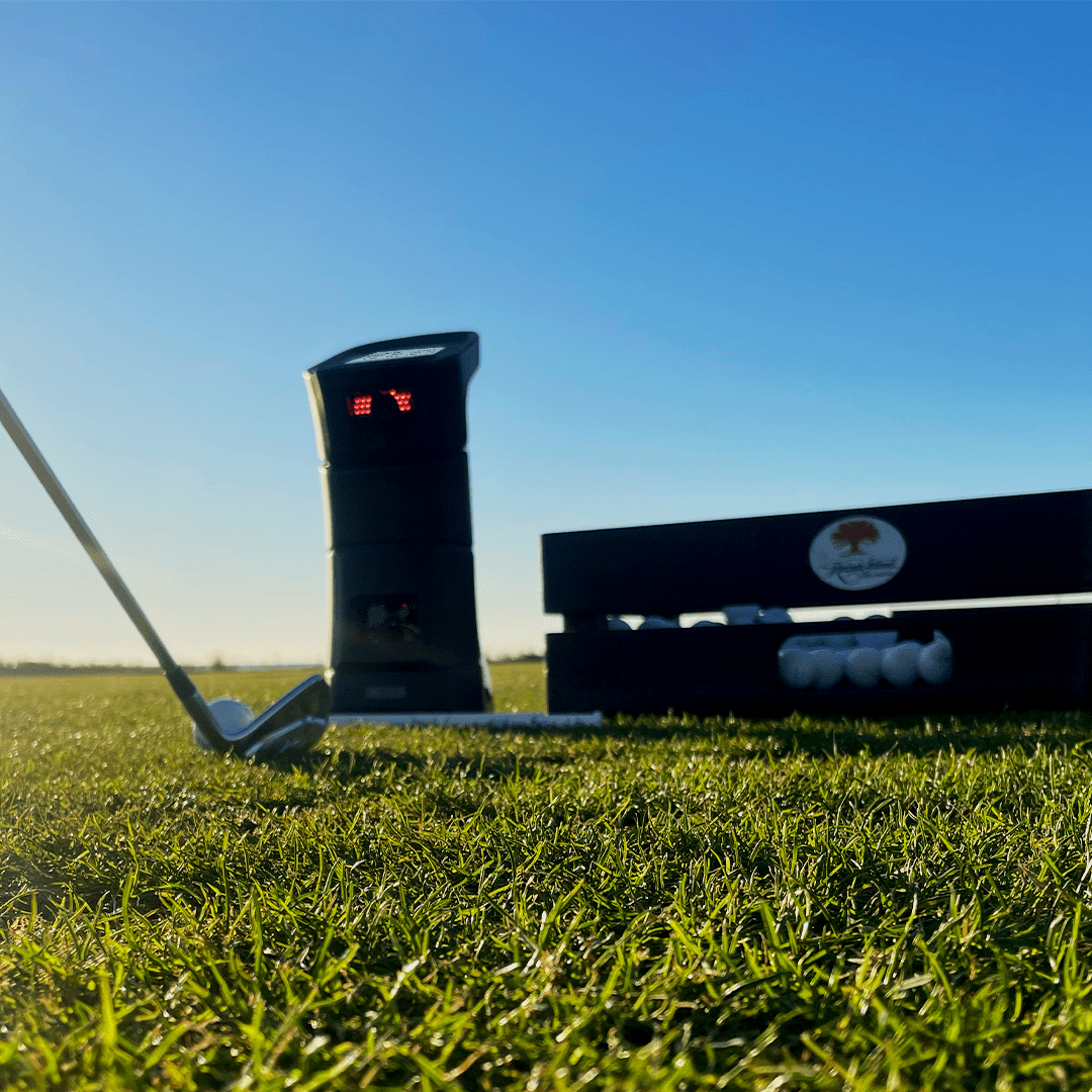 Uneekor EYE MINI SwingBay Golf Simulator