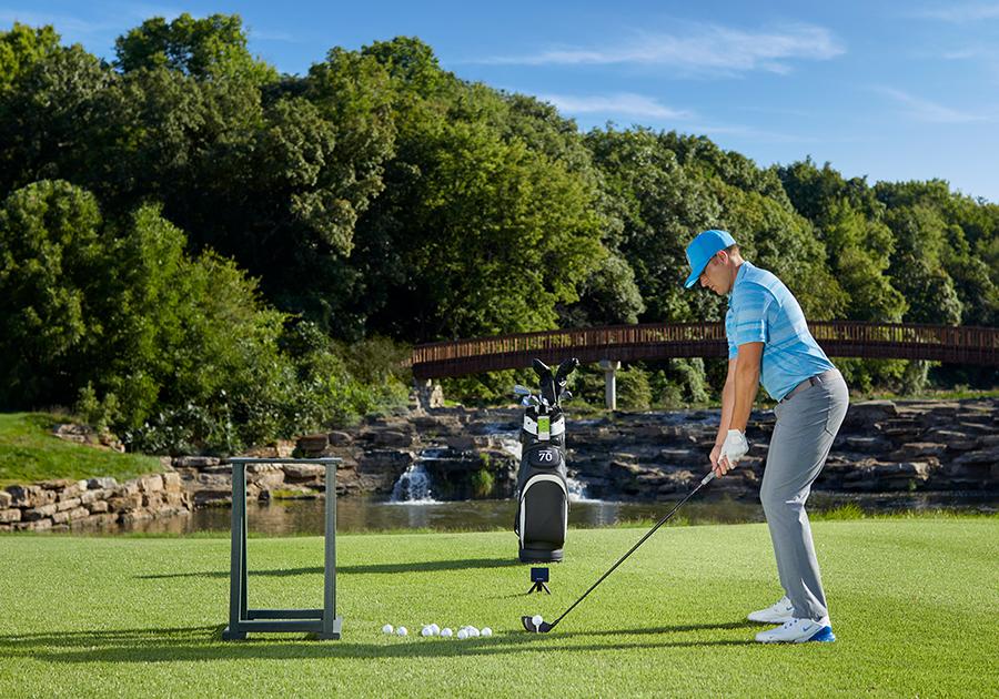 Garmin Approach R10 Retractable Screen Golf Simulator Package