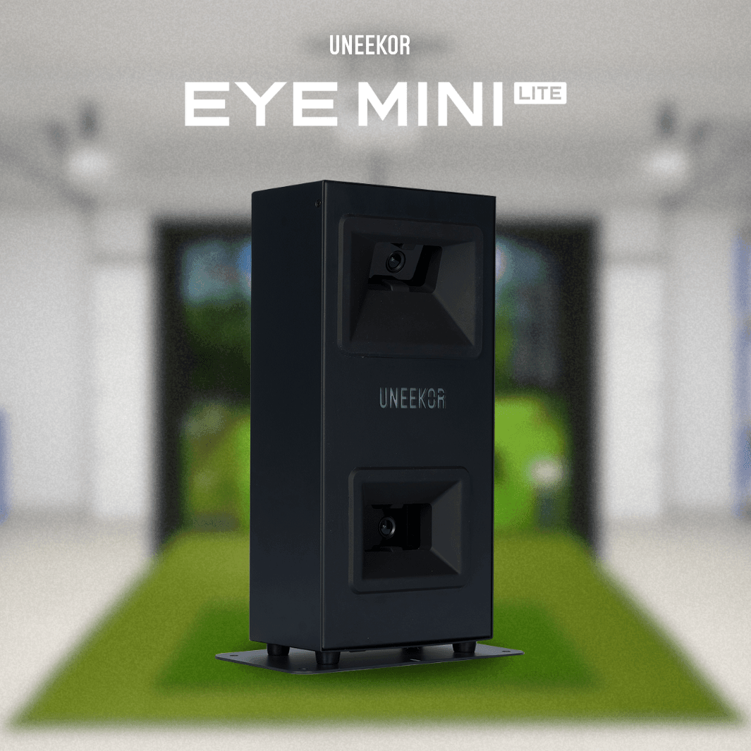 Uneekor EYE MINI Lite Retractable Golf Simulator