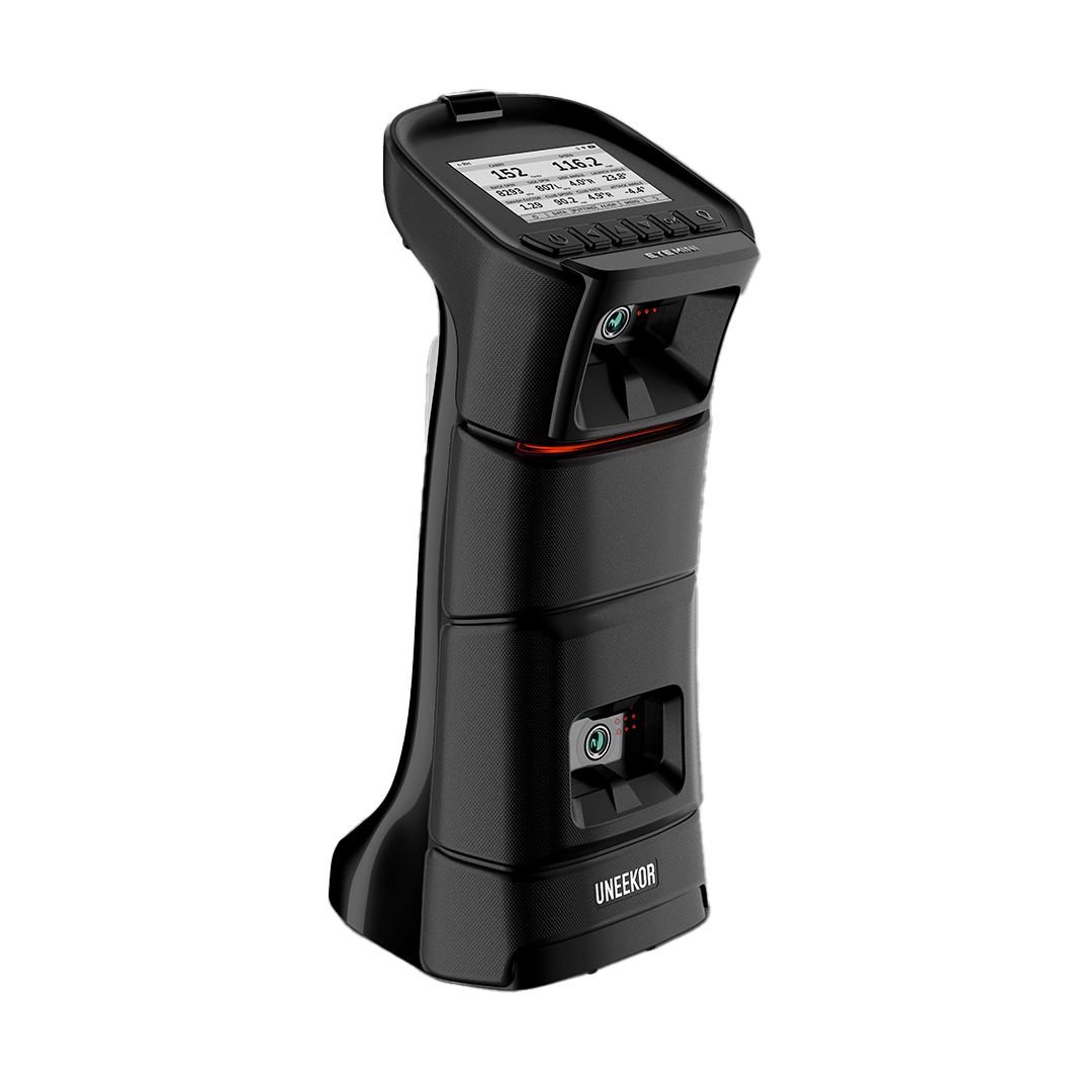 Uneekor EYE MINI Retractable Golf Simulator Package