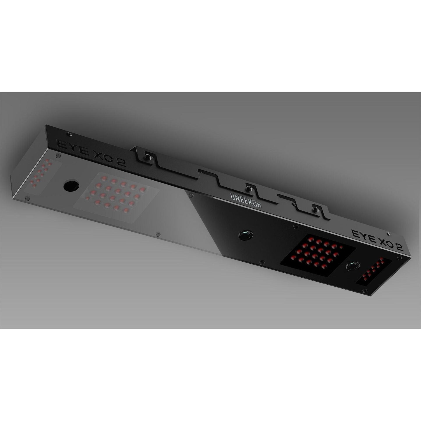 Uneekor EYE XO2 Retractable Golf Simulator